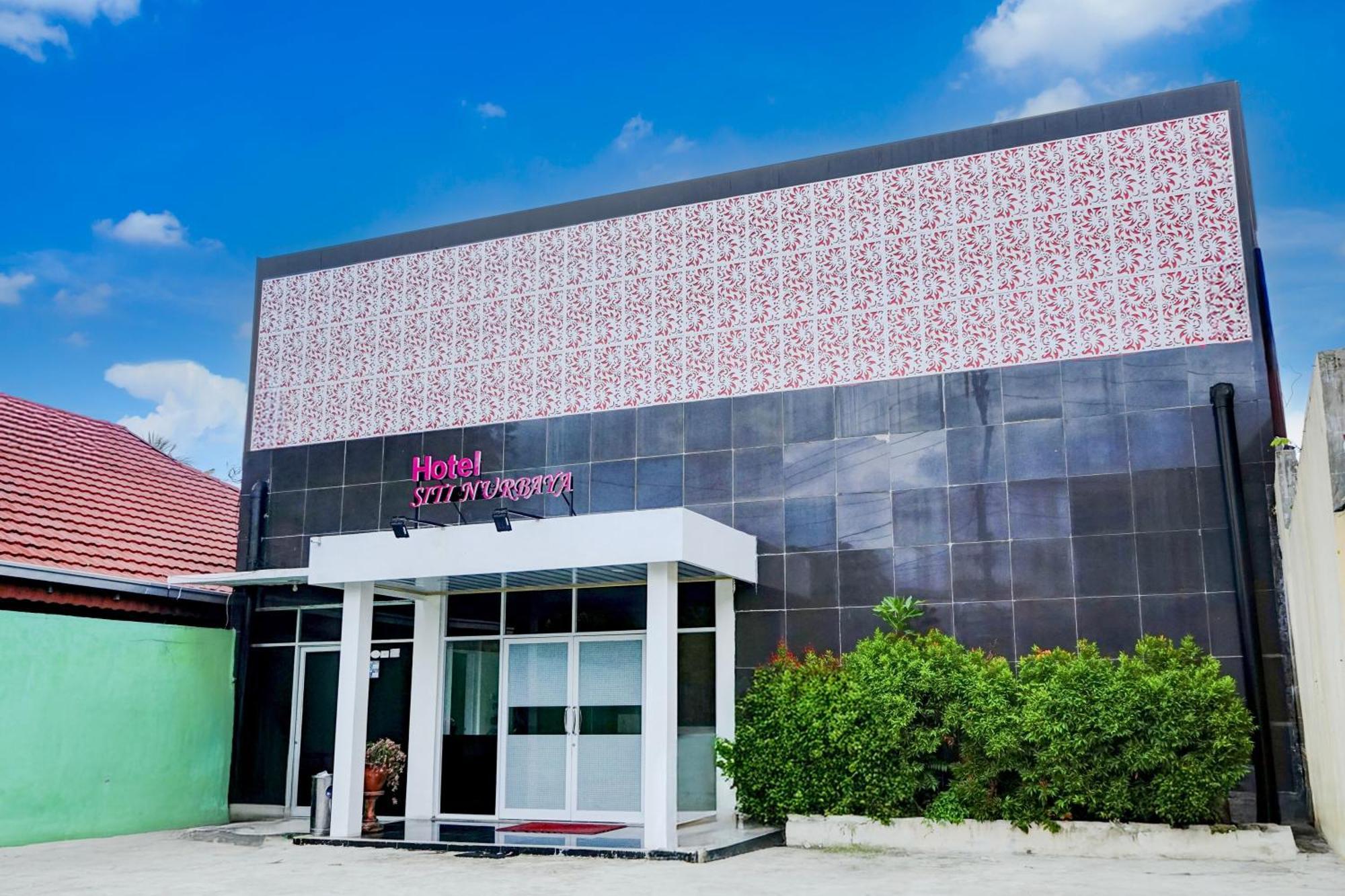 Hotel O Padang City Center Near Pantai Padang Formerly Hotel Siti Nurbaya Exteriör bild